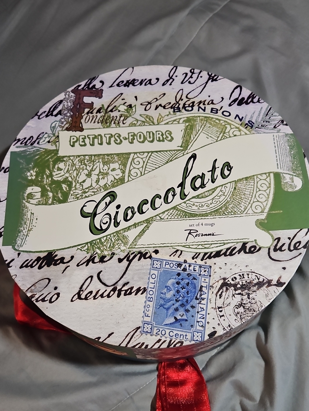 Cioccolato Petits-Fours Decorative Round Tin - Green & White With 4 Mugs As Show